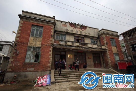 龙文朝阳镇的登科顶社会场将要修缮1