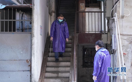 #(新华视界)(3)福建漳州:小区战“疫”