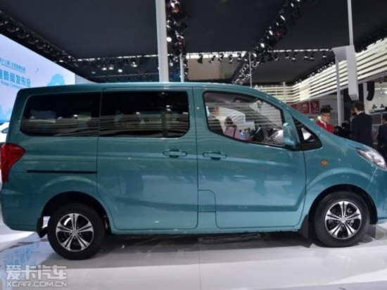 比亚迪汽车2014款比亚迪M3DM